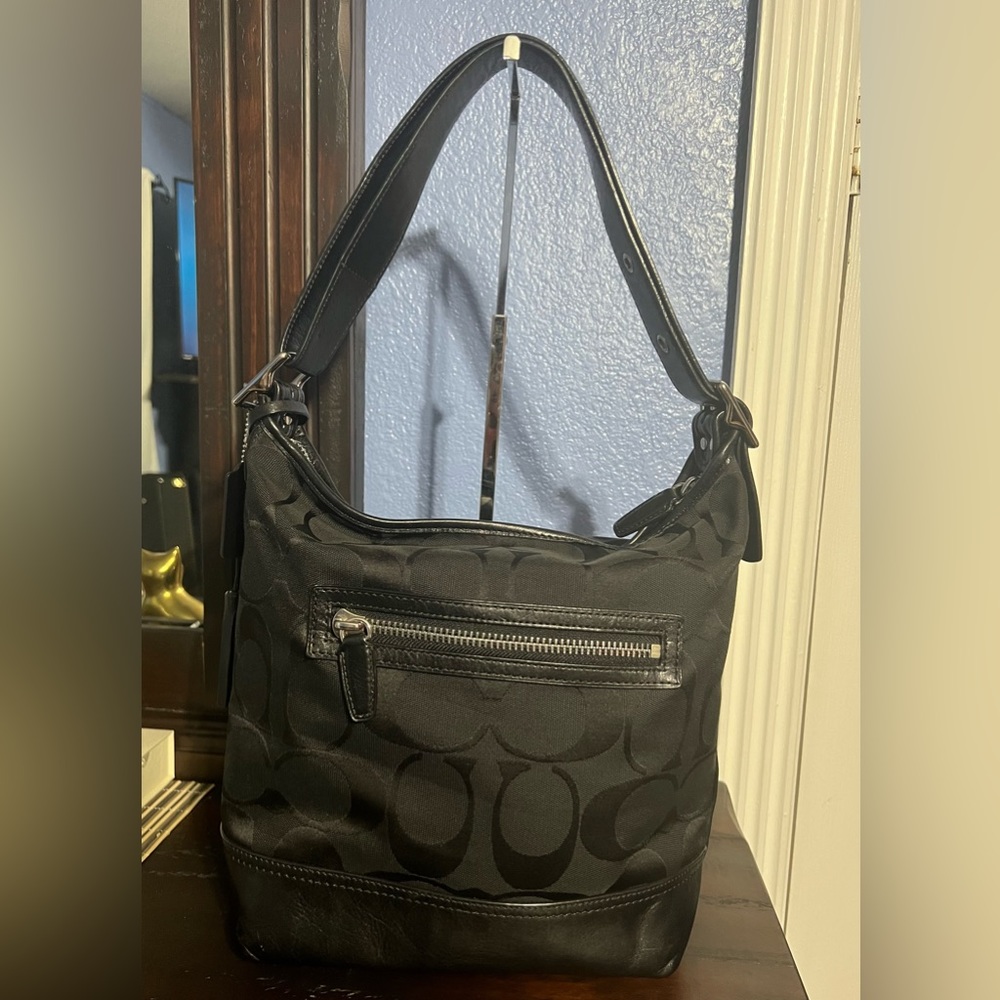 Sold!! Coach Shoulder bag